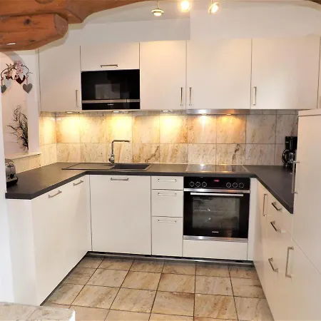 Kaiser Suite, Scheffau